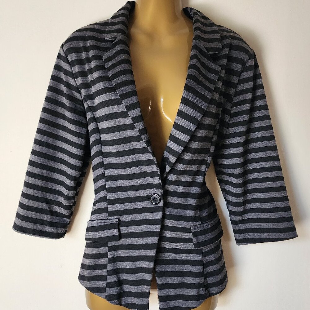 Striped Blazer - Size PXL